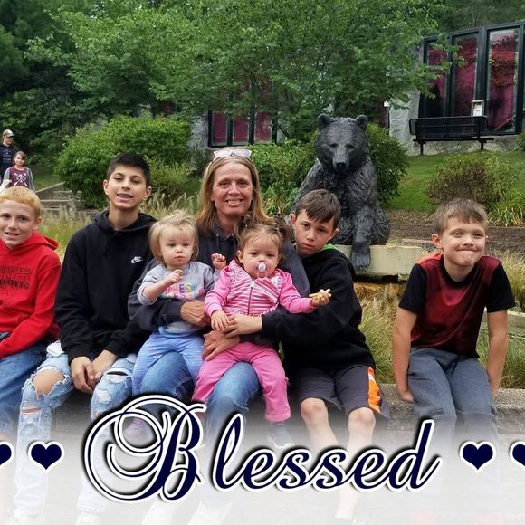 Meet your Posher, Bev - Picture 1 of 1